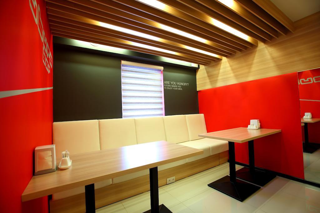 Futuro Hotel Bishkek Luaran gambar