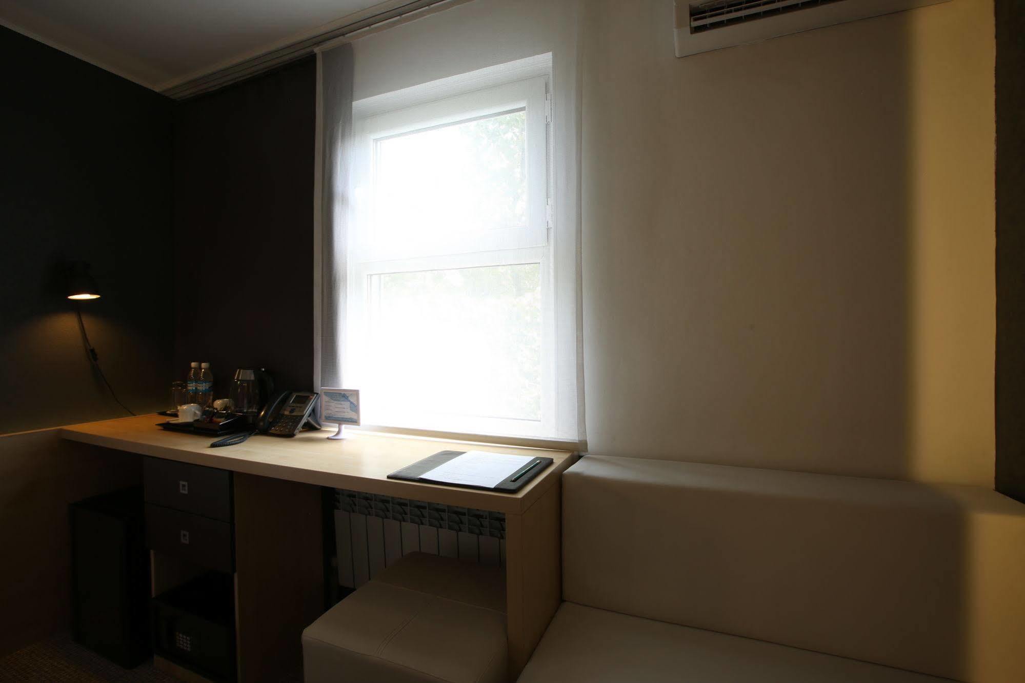 Futuro Hotel Bishkek Luaran gambar